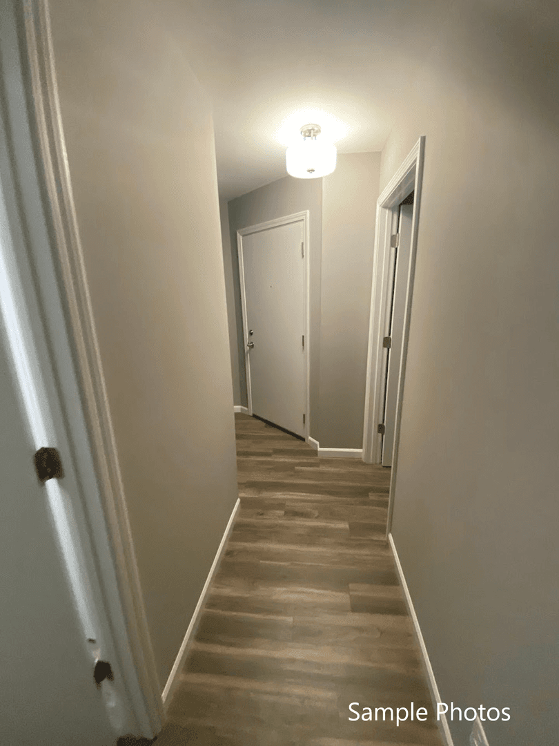Lake Geneva Apartment: 1157 S. Wells St