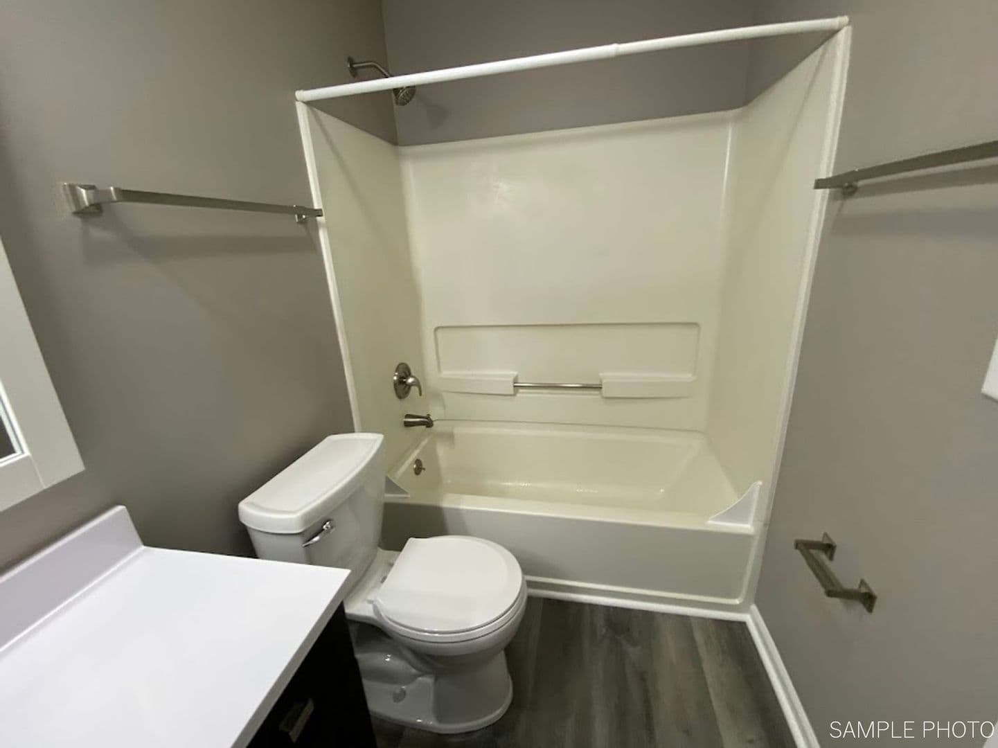 Lake Geneva Apartment: 1157 S. Wells St