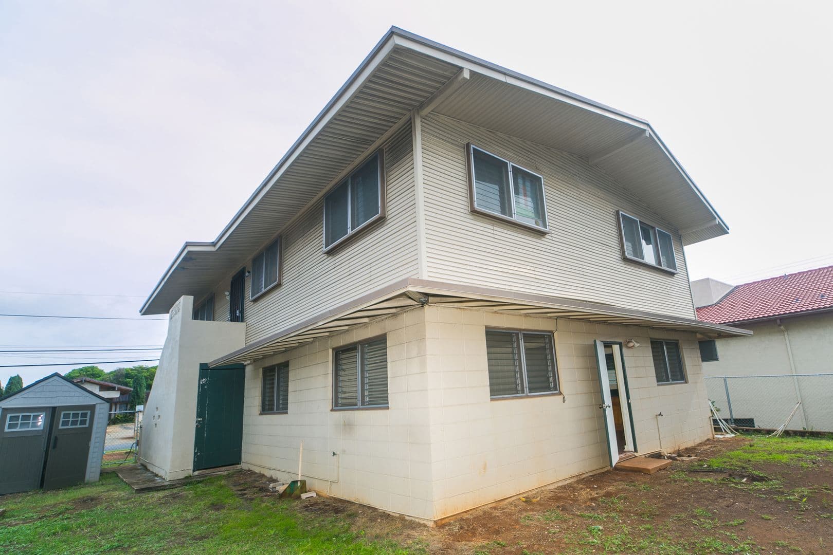 Honolulu Apartment: 1112 4th Ave.