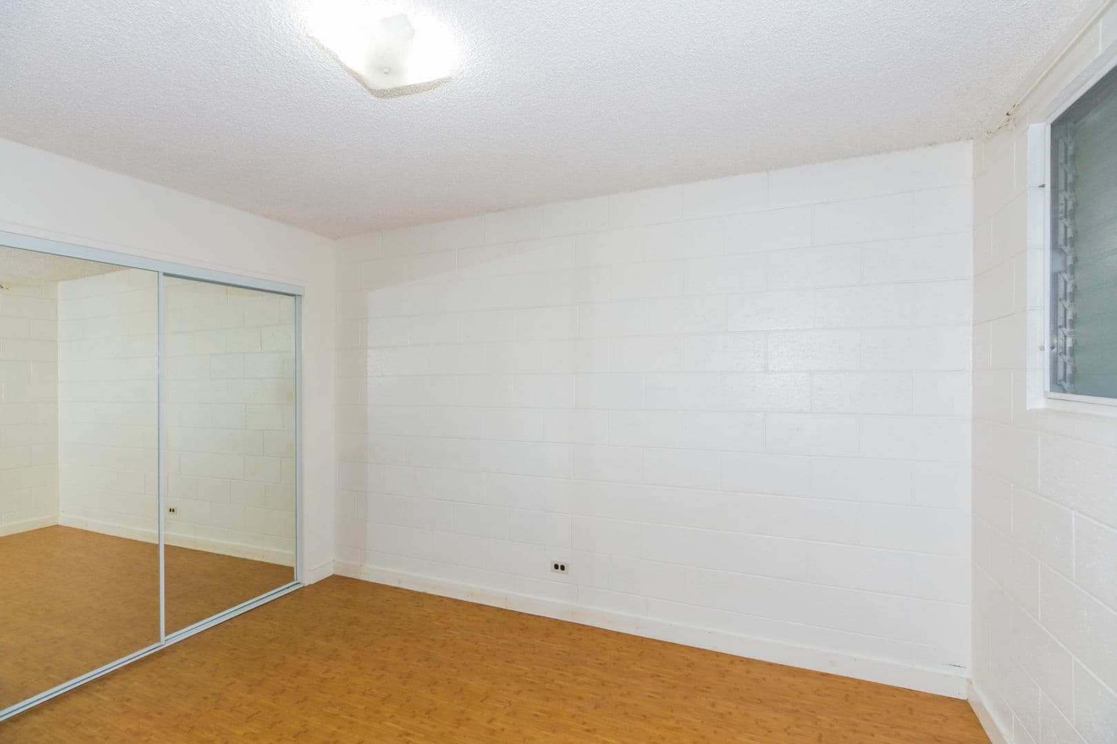 Honolulu Apartment: 1650 Liholiho St.