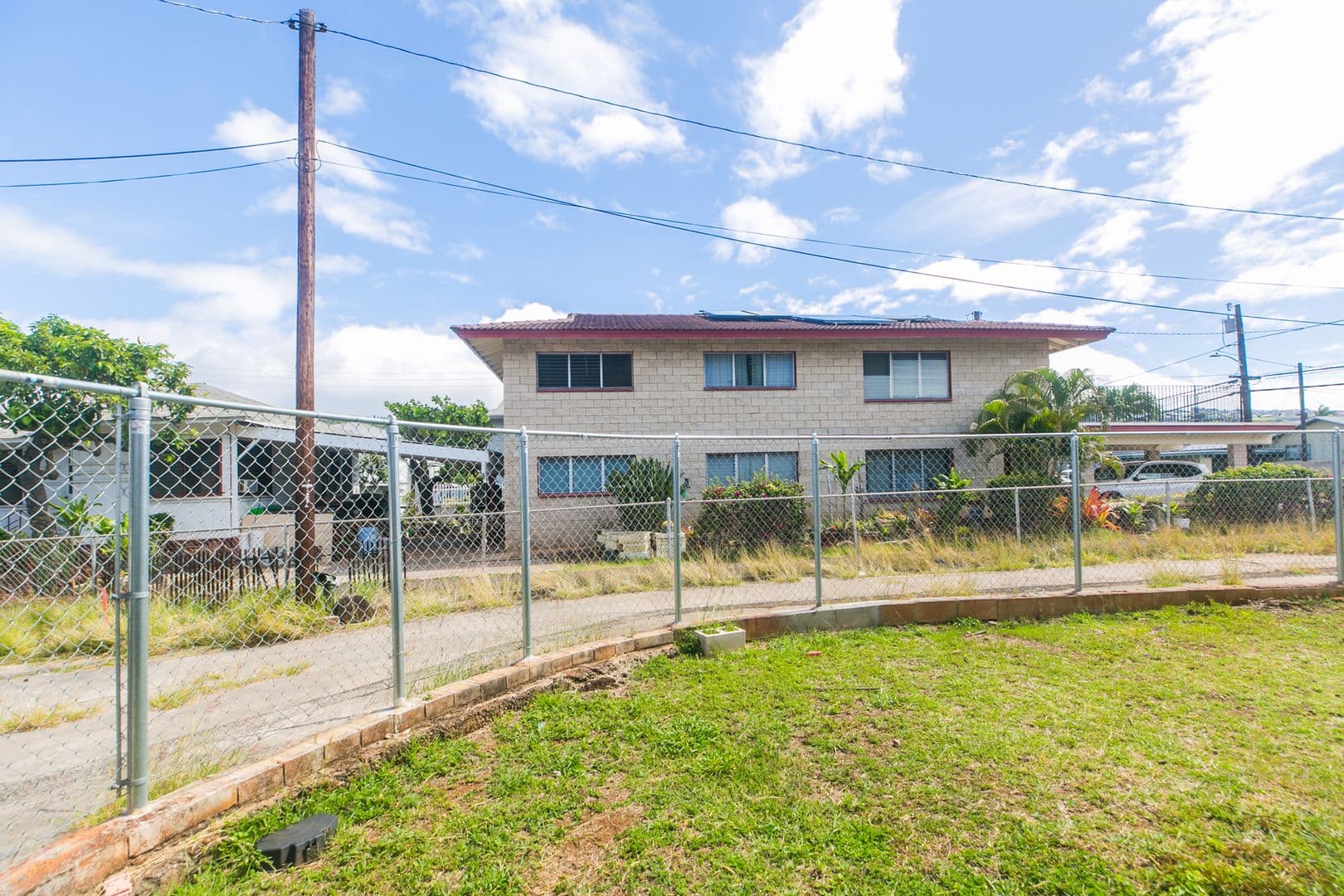 Honolulu Apartment: 1112 4th Ave.