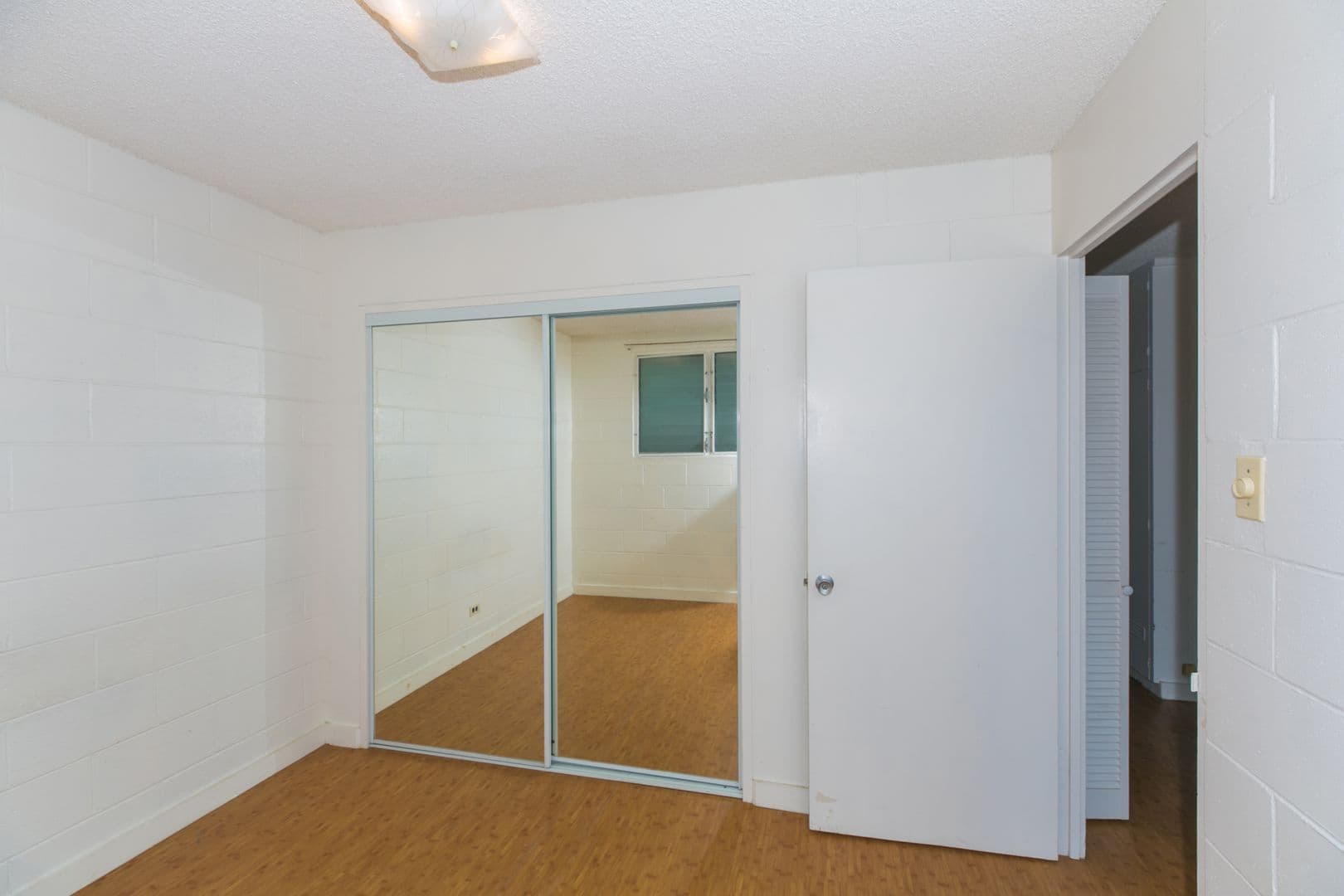 Honolulu Apartment: 1650 Liholiho St.