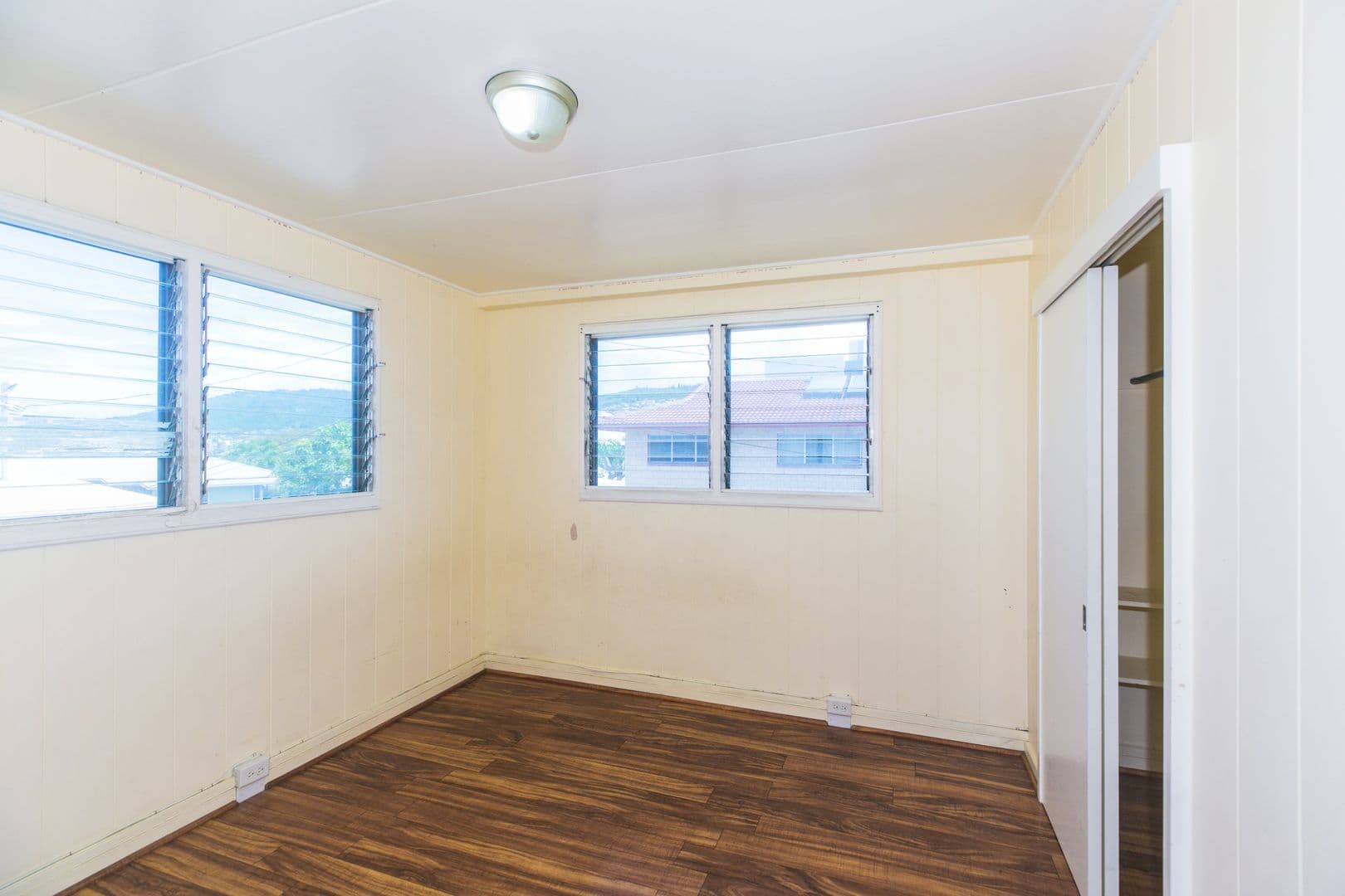 Honolulu Apartment: 1112 4th Ave.