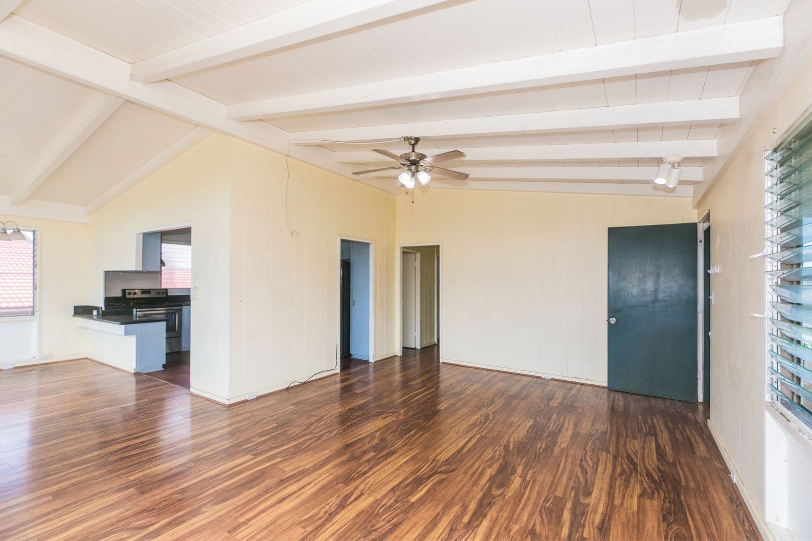 Honolulu Apartment: 1112 4th Ave.