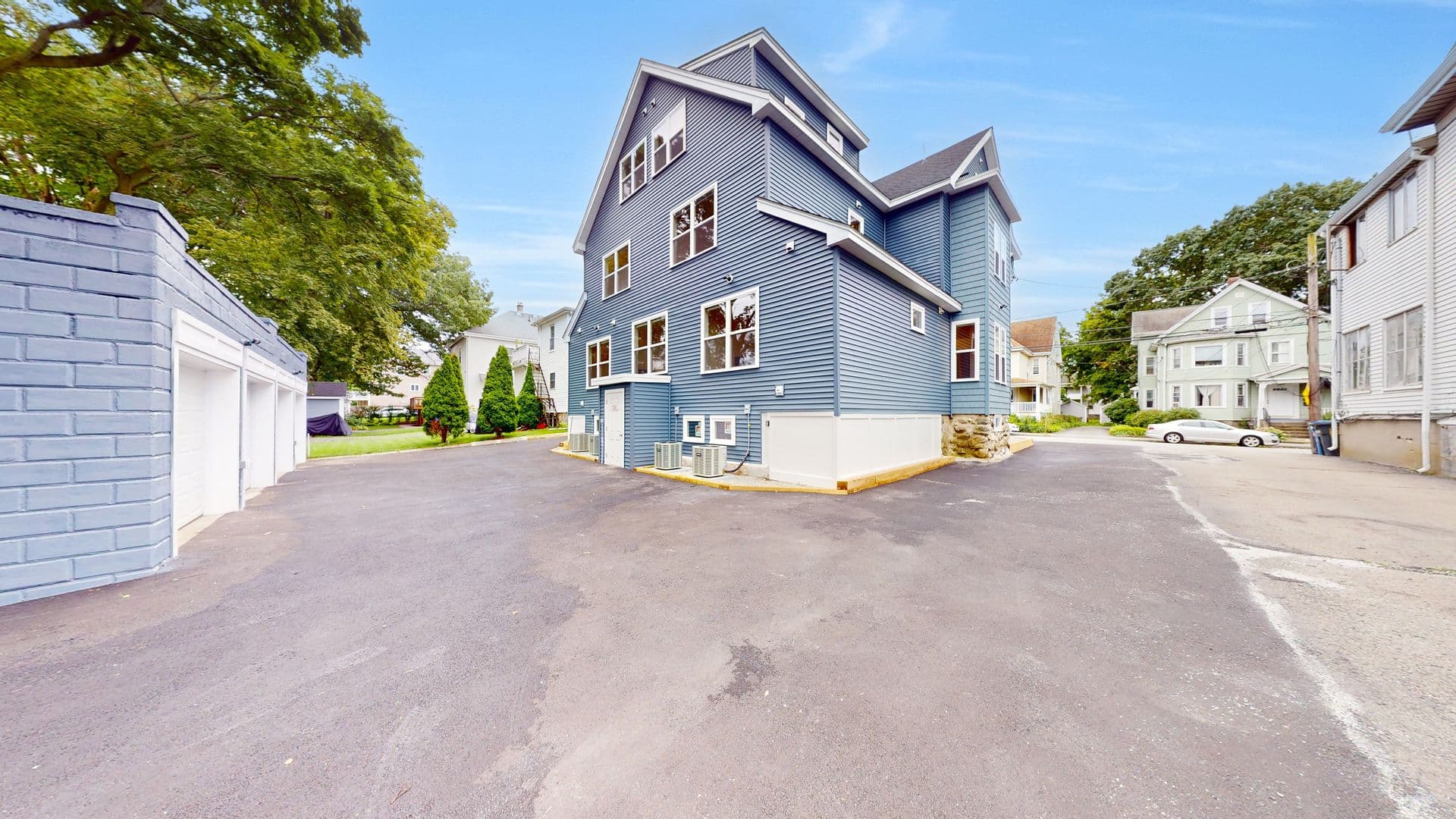 Waltham Apartment: 188 Ash Street