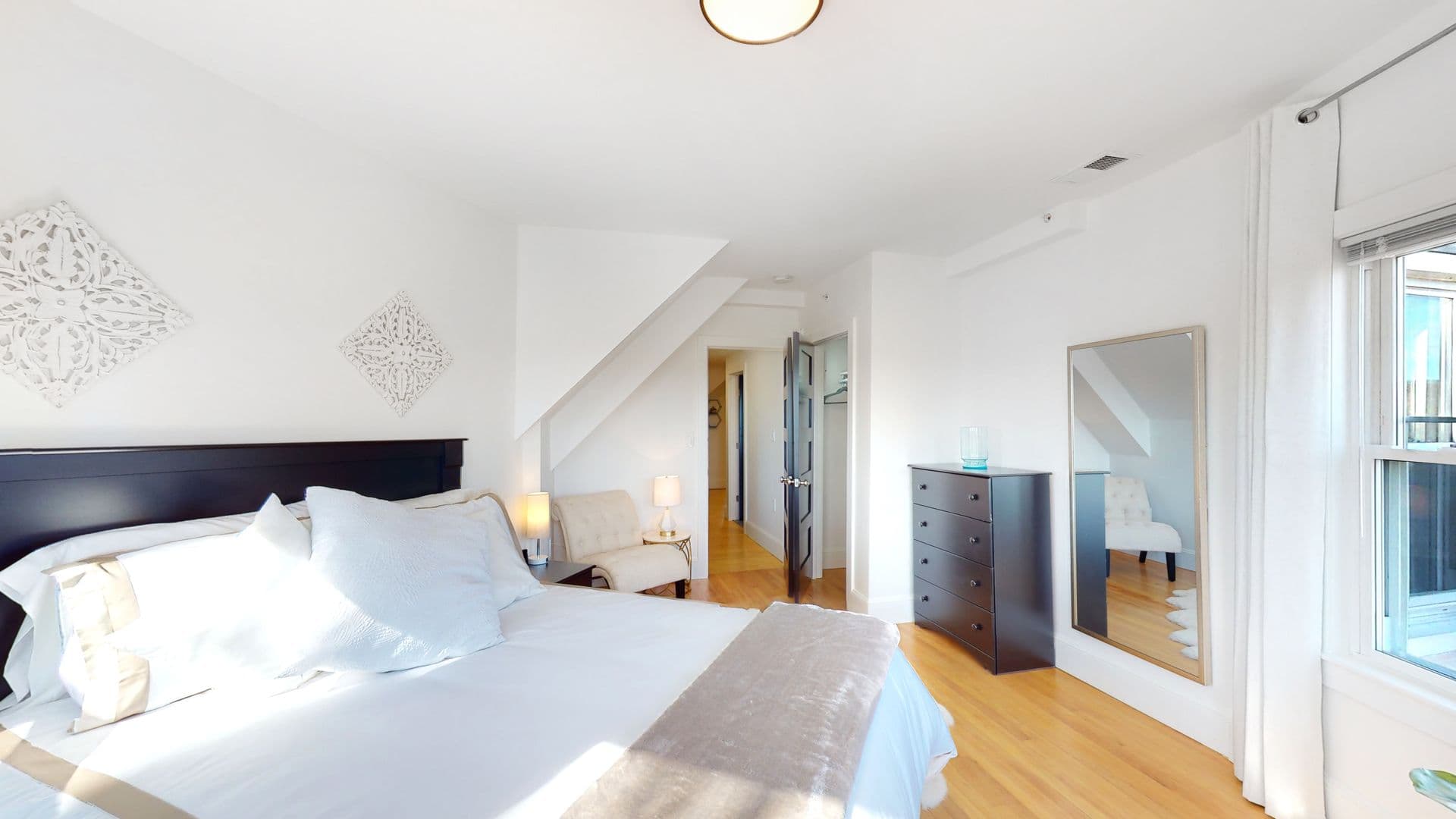 Waltham Apartment: 655 South Street