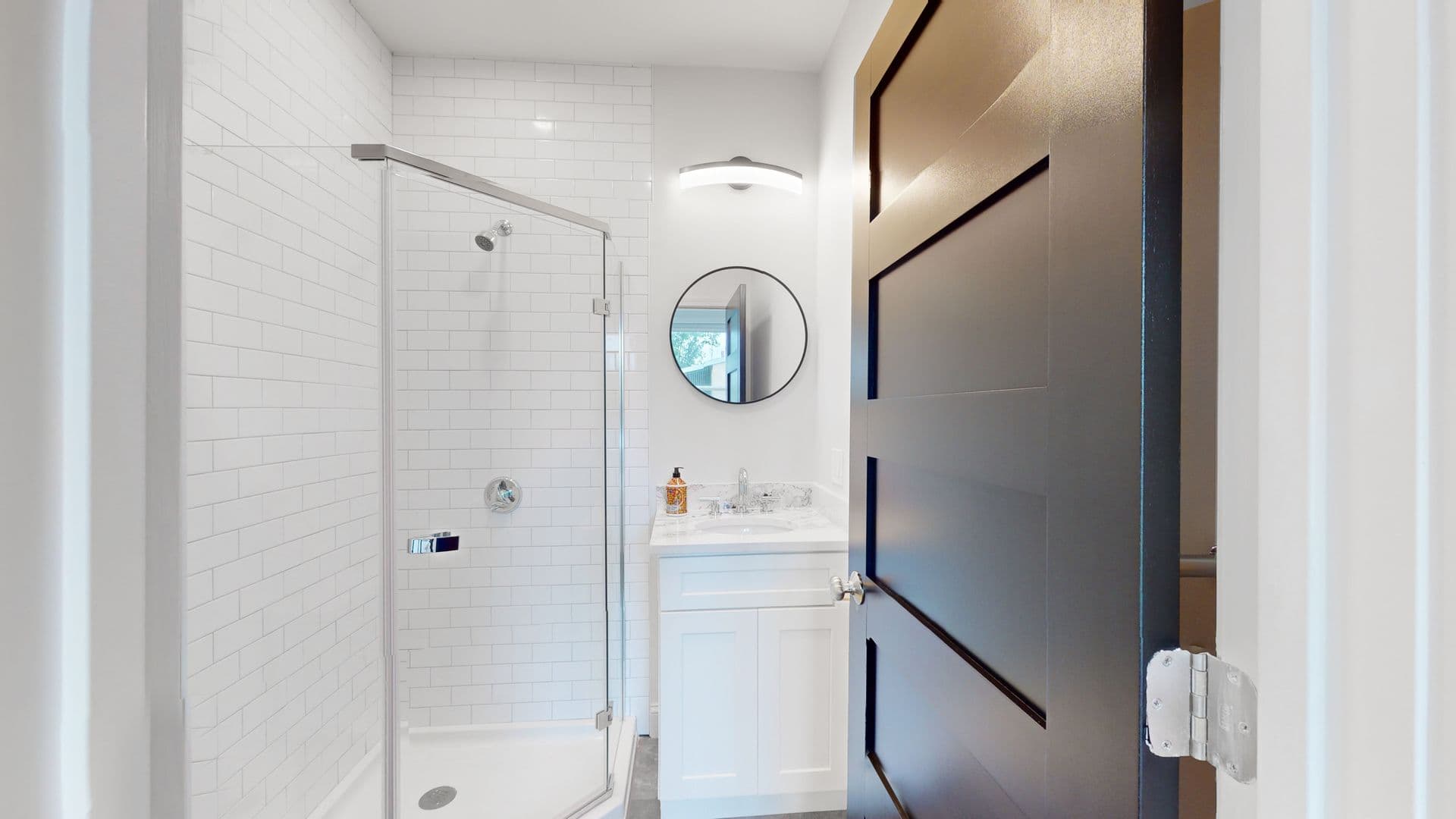 Waltham Apartment: 188 Ash Street
