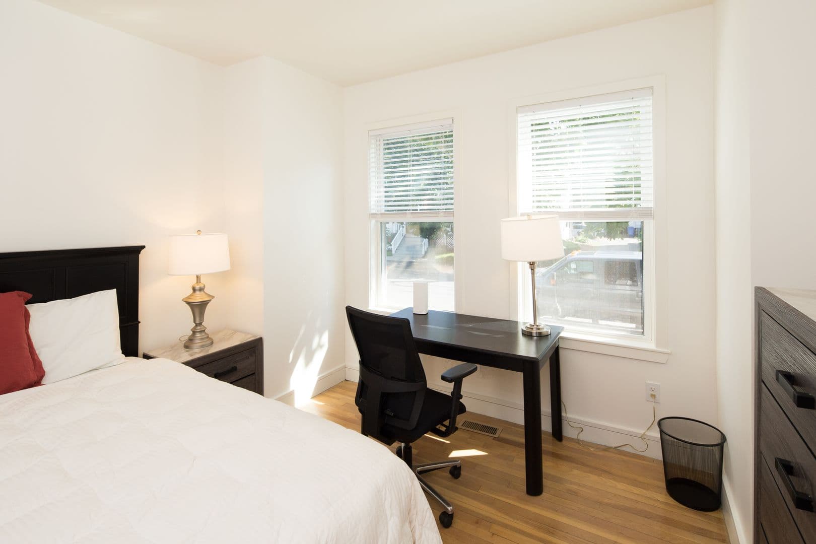 Waltham Apartment: 92 Brown Street