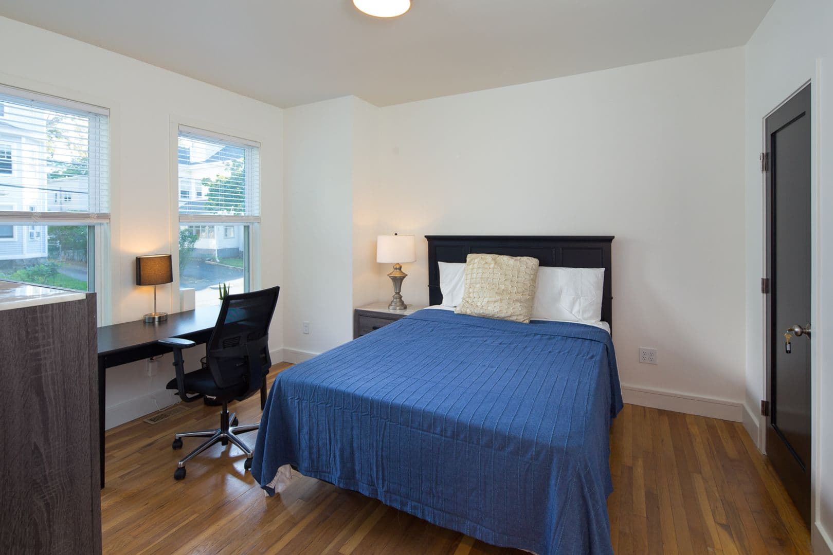 Waltham Apartment: 92 Brown Street