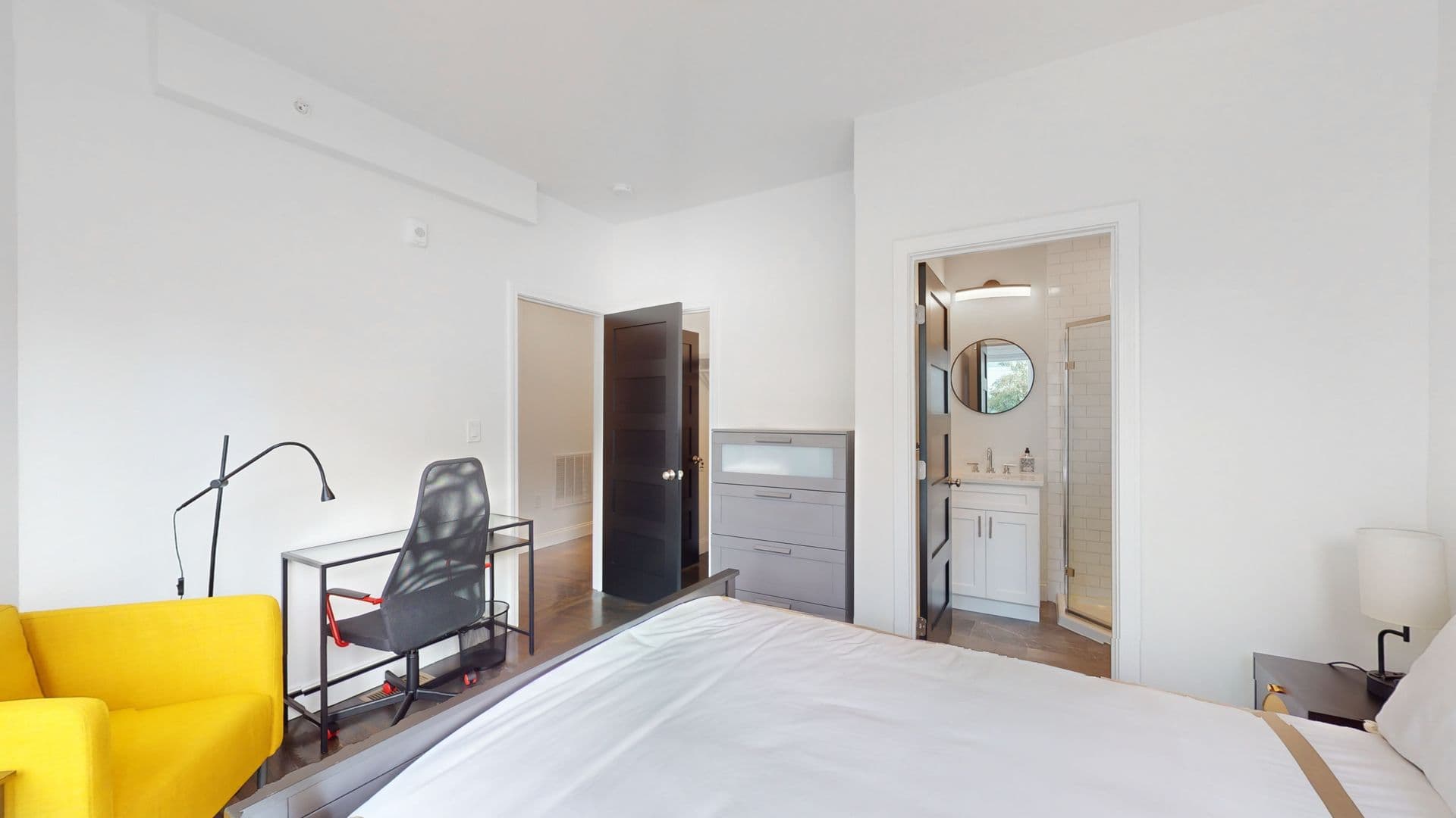 Waltham Apartment: 188 Ash Street
