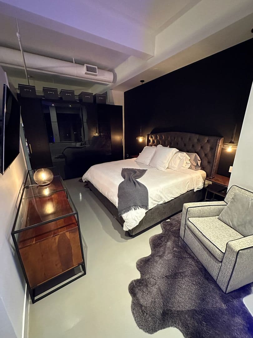 Boston Apartment: 1180 Washington Street