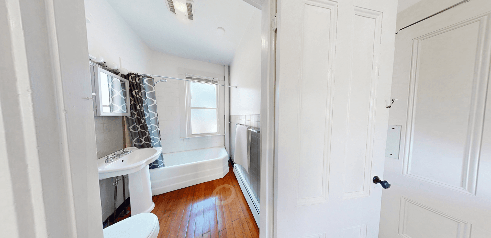 Waltham Apartment: 184 Ash Street