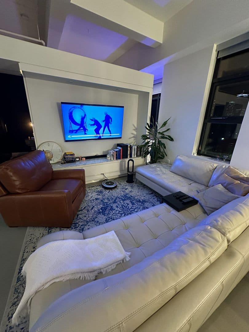 Boston Apartment: 1180 Washington Street