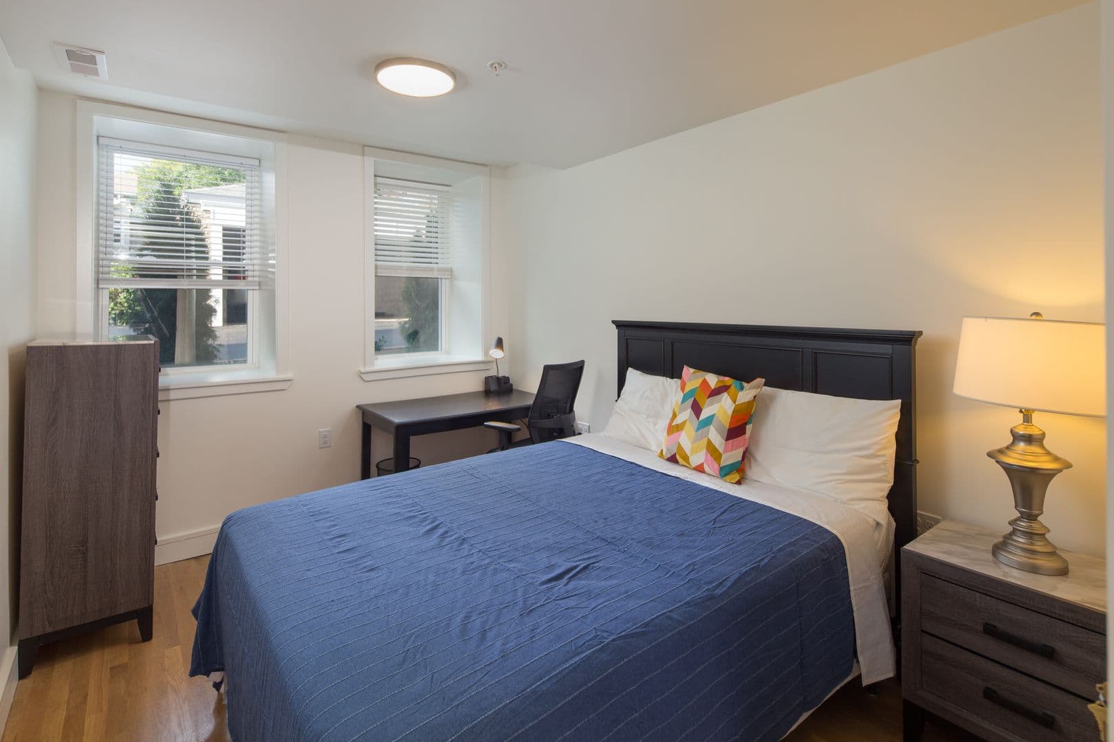 Waltham Apartment: 92 Brown Street