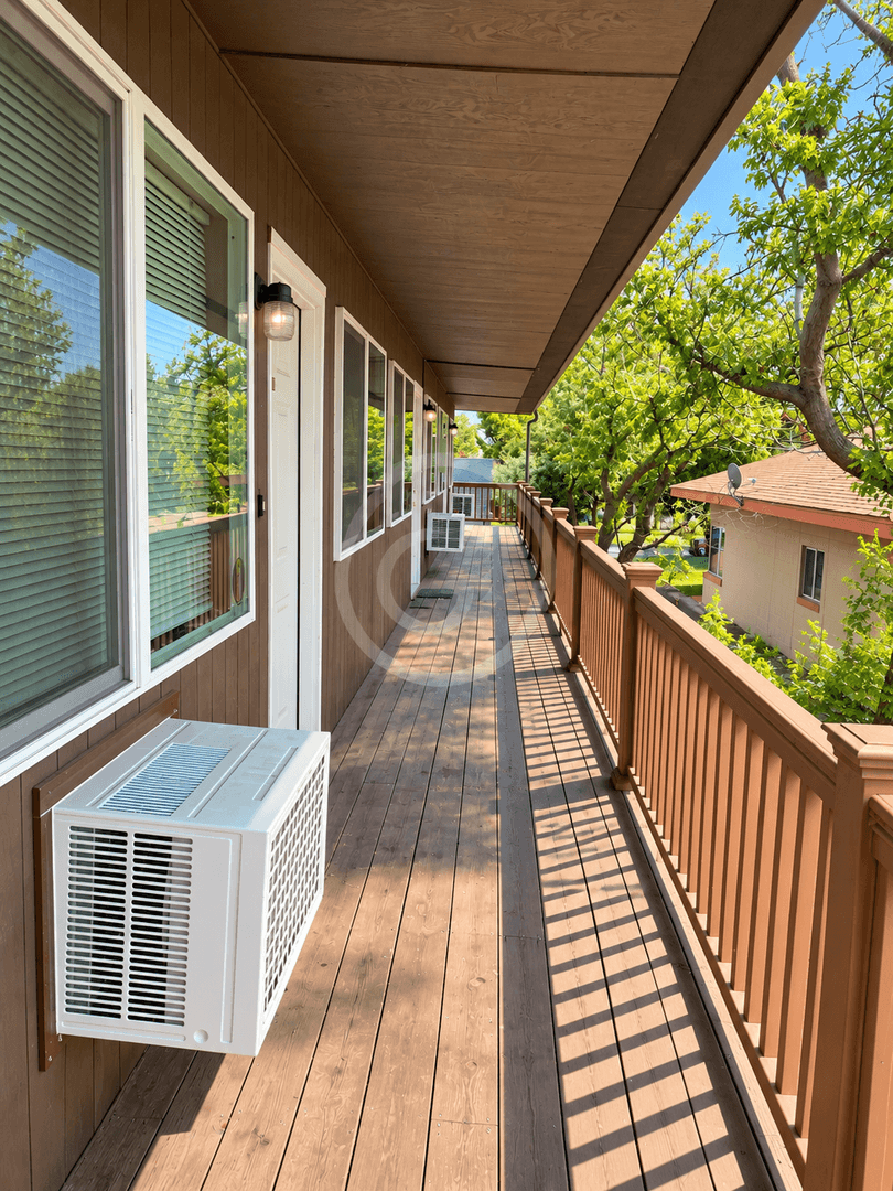 Yakima Apartment: 314 1/2 N 41st Ave #5U