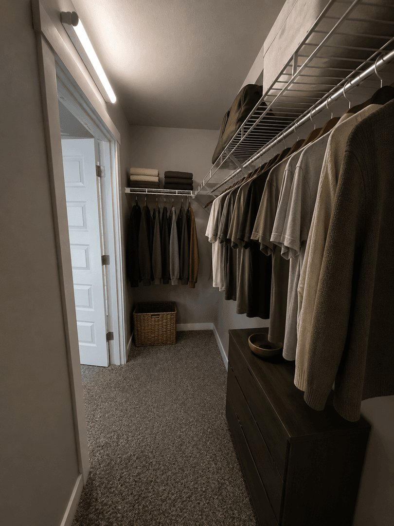 Selah Townhome: 200 Canyon Parkway - D10