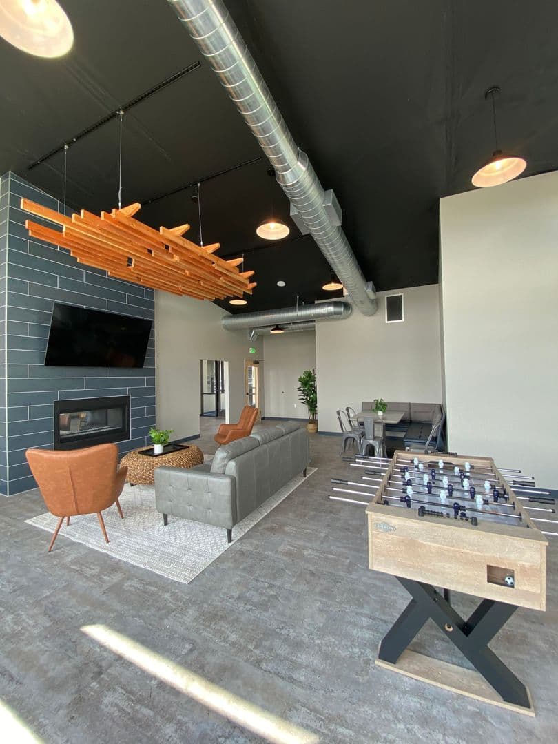 Selah Apartment: 200 Canyon Parkway