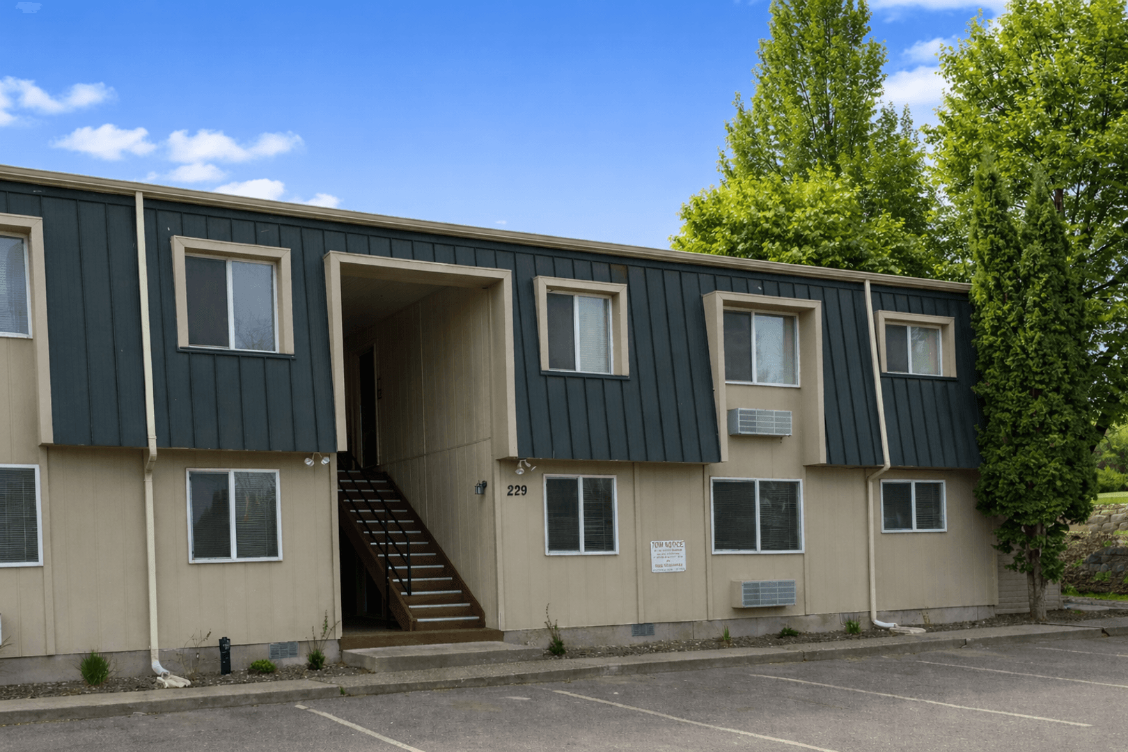 Prosser Apartment: 229 Canyon Drive