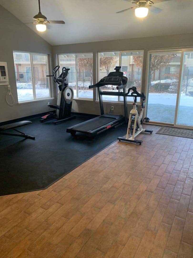 Yakima Apartment: 905 S. 44th Ave