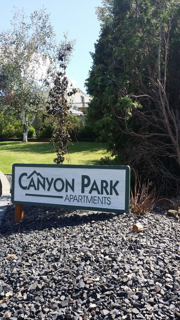 Prosser Apartment: 235 Canyon Drive