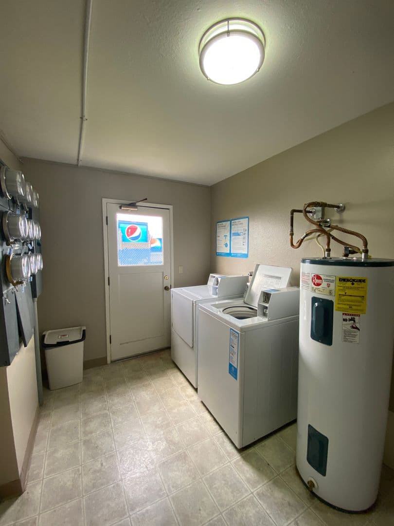 Union Gap Apartment: 2718 Kateenah Way #16