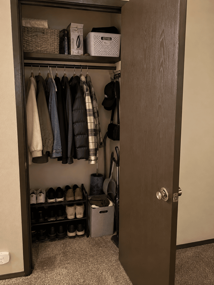 Selah Apartment: 201 Jim Clements Way