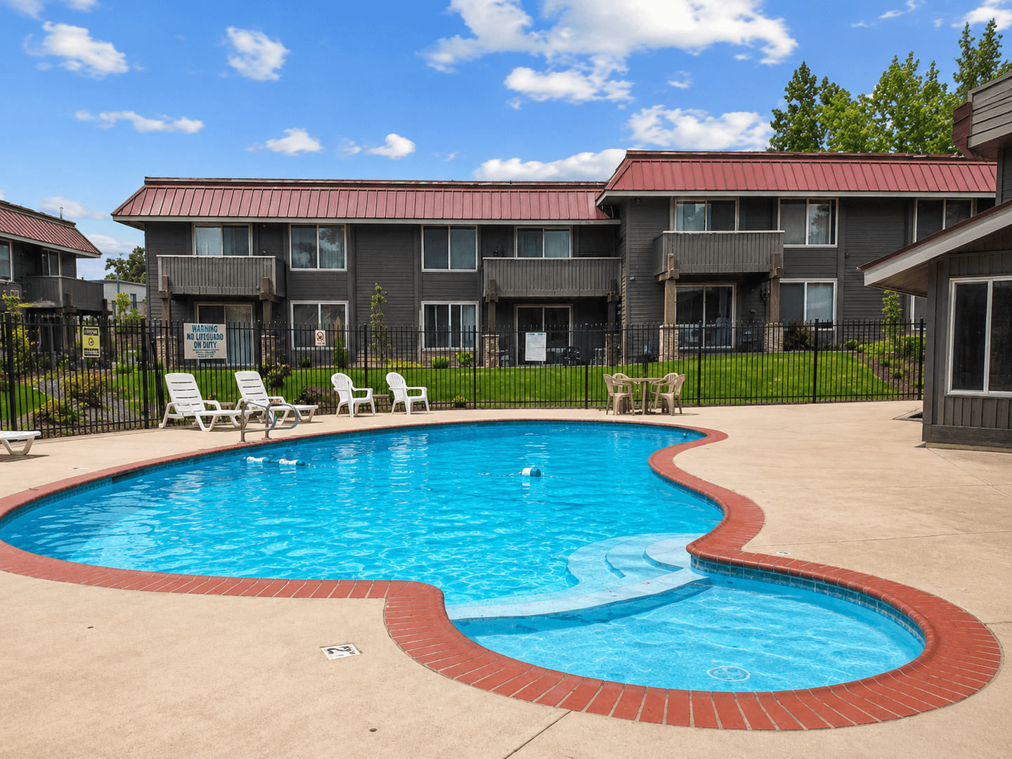 Yakima Apartment: 905 S. 44th Ave