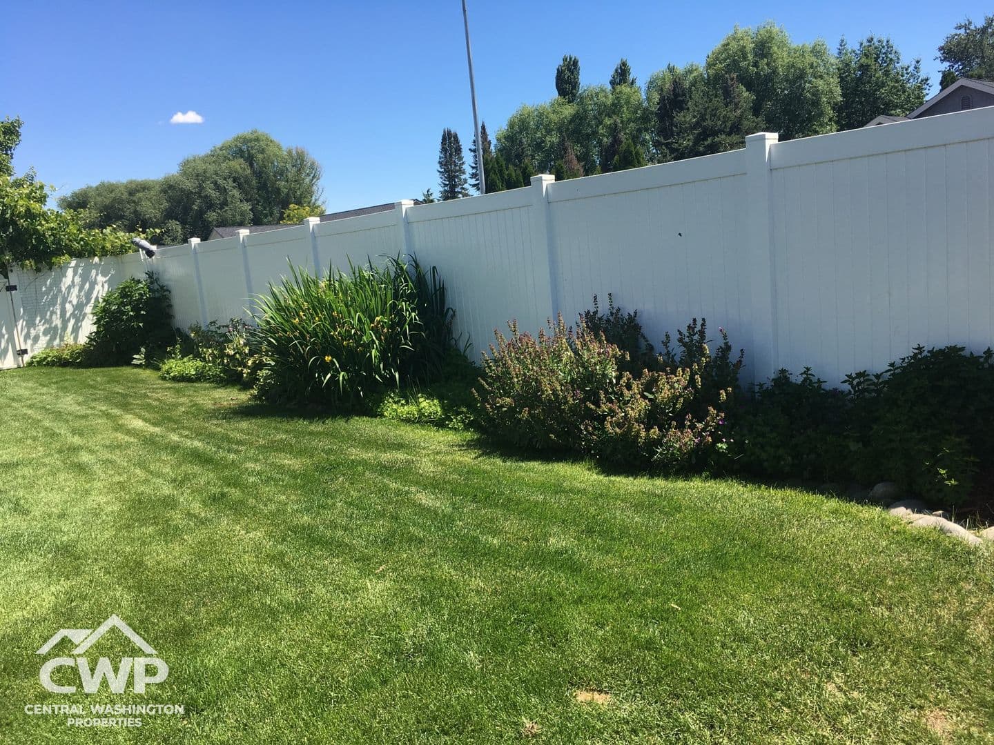 Yakima House: 2018 Wellington Drive