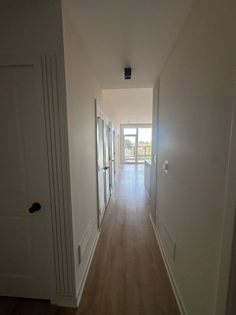 Chicago Apartment: 3207 N Narragansett Ave /  6340 W Belmont Ave