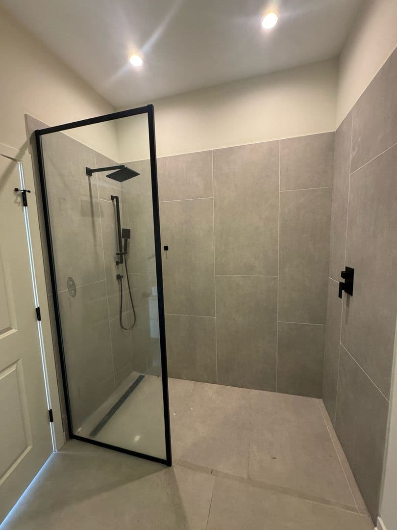 Chicago Apartment: 3207 N Narragansett Ave /  6340 W Belmont Ave