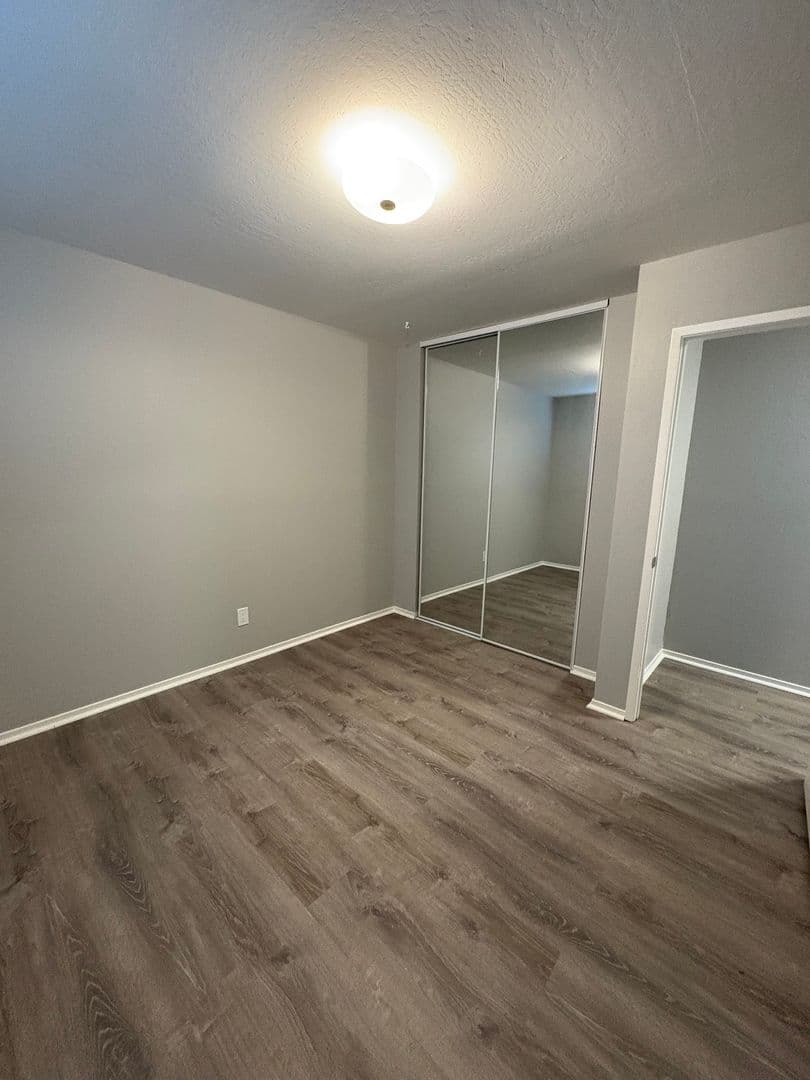 Capitola Apartment: 425 Plum Street