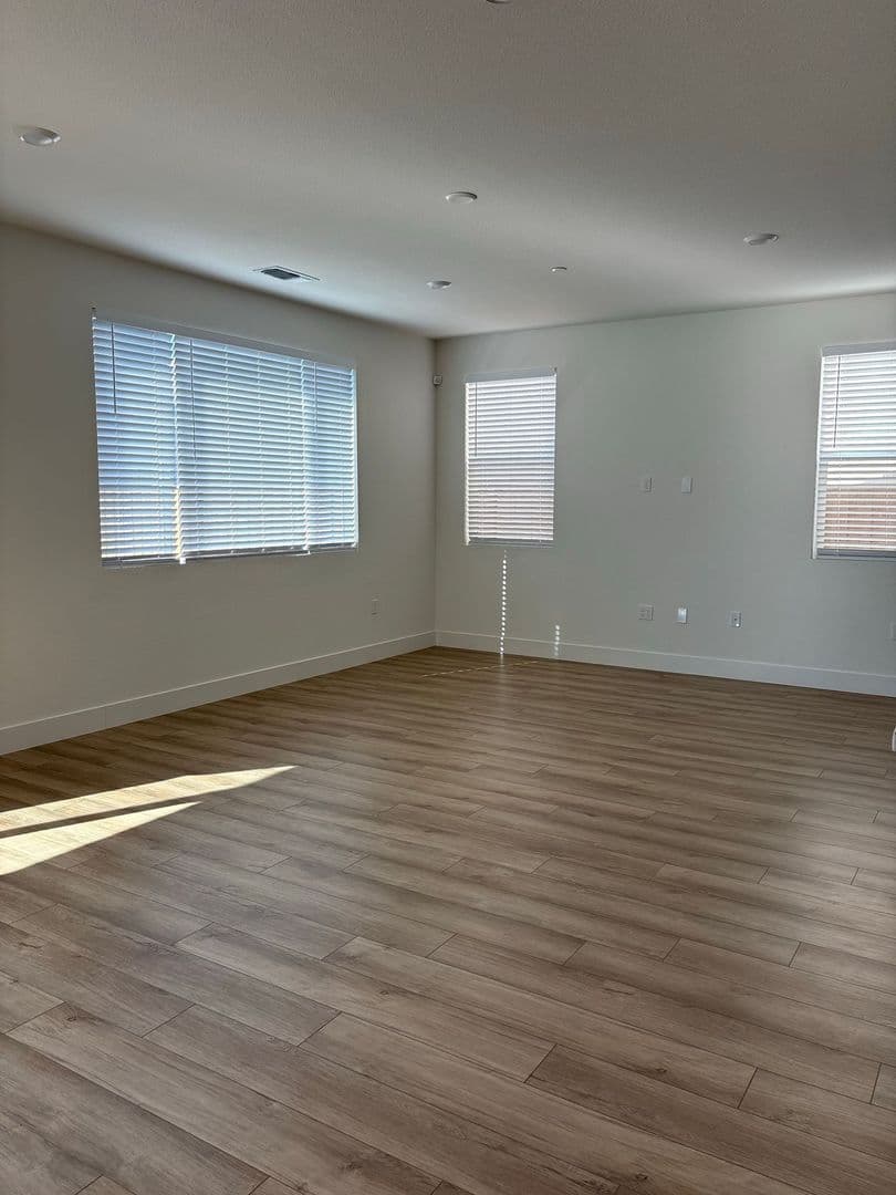 Hollister House: 1831 Lilac Court