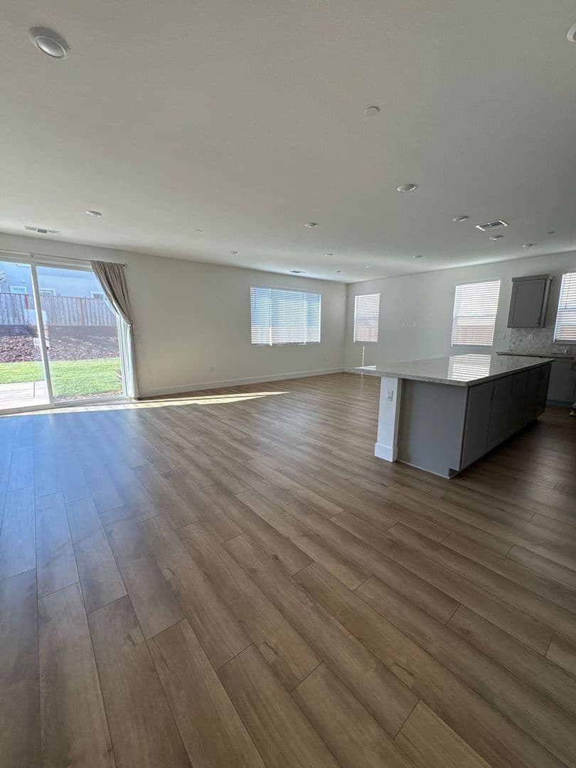 Hollister House: 1831 Lilac Court