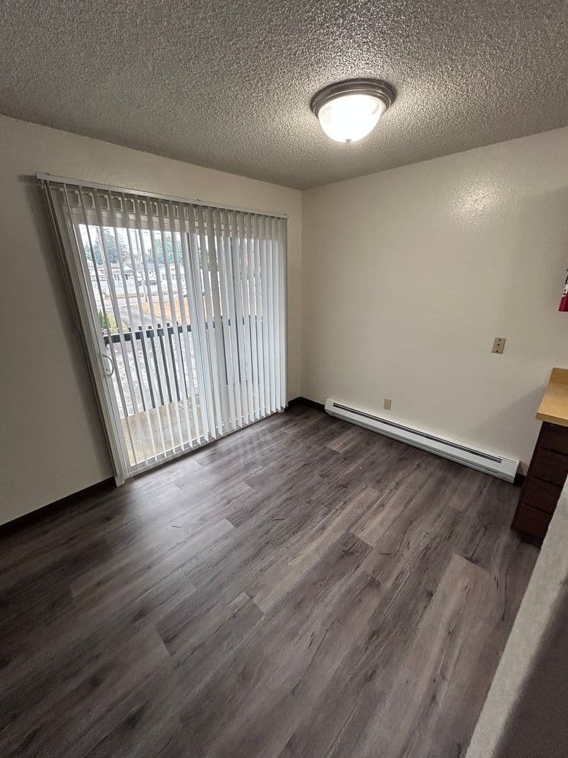 North Bend Apartment: 2374/2394 Marion Street