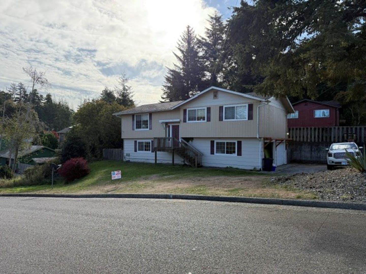 North Bend Apartment: 2480 13th Street