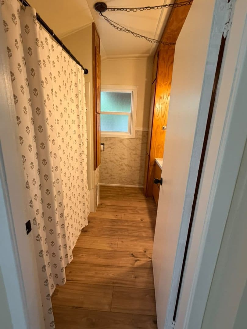 North Bend Apartment: 1524 Sheridan