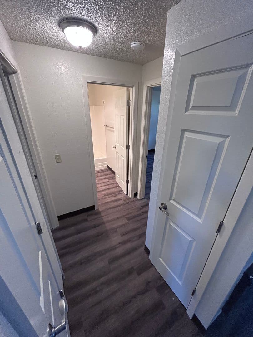 Reedsport Apartment: 401 Ranch Road