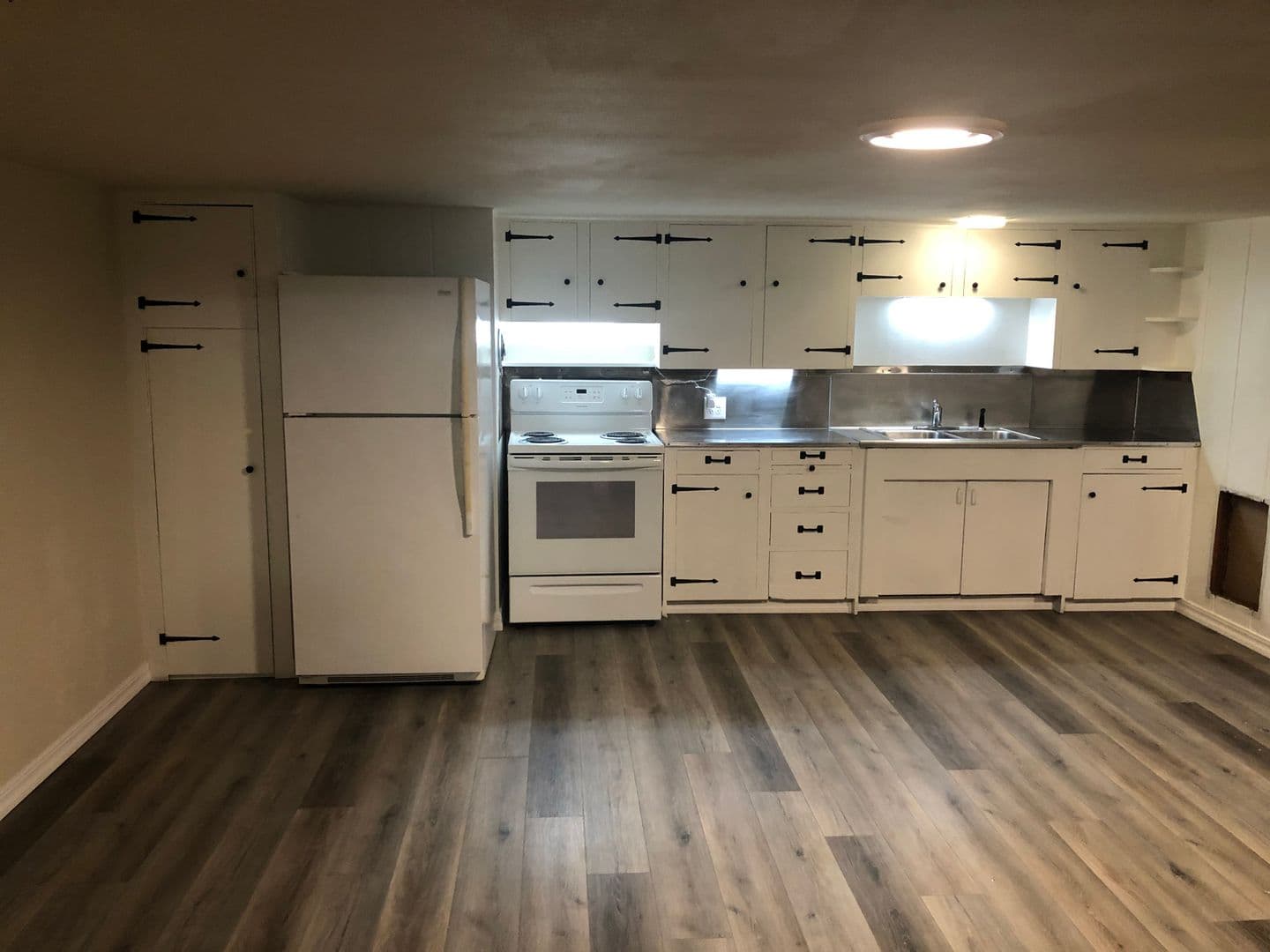 North Bend Apartment: 2199 Union Avenue
