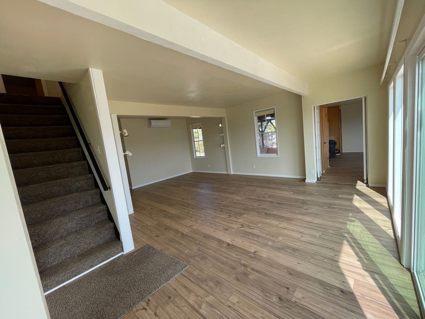 North Bend Apartment: 1524 Sheridan