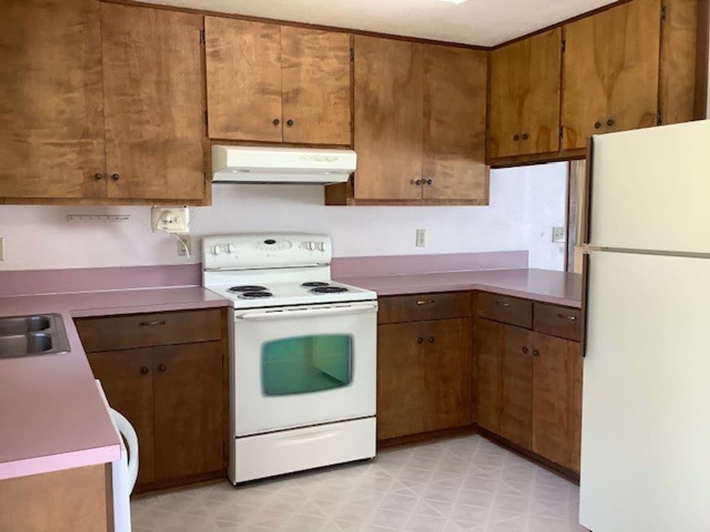 Myrtle Point Apartment: 90799 N. Fork Ln.