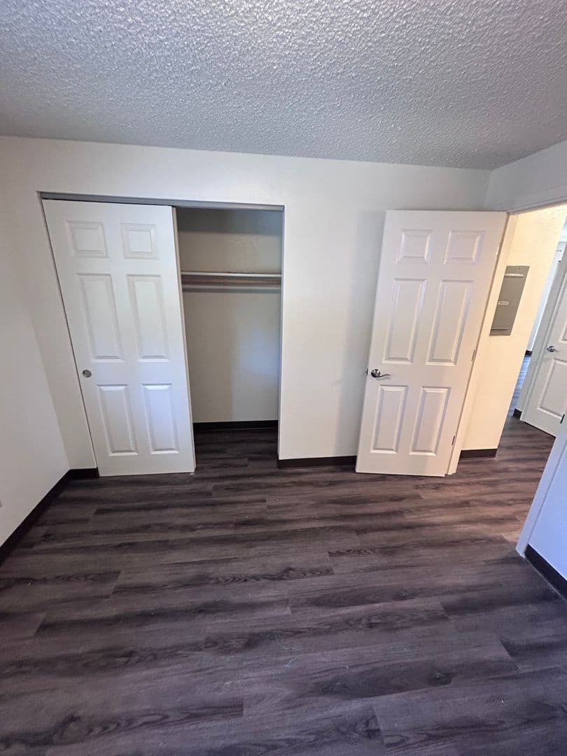 Reedsport Apartment: 401 Ranch Road