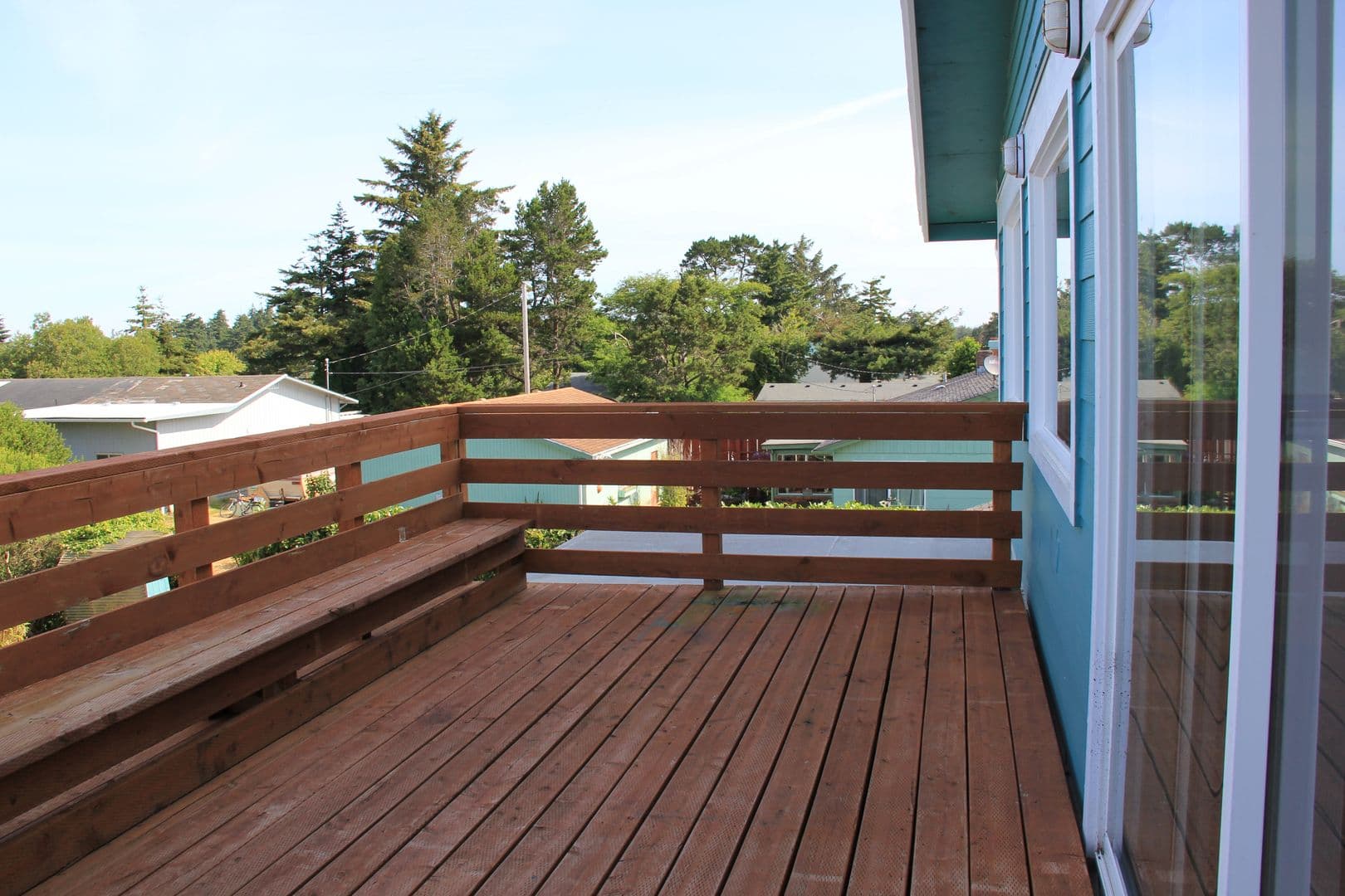 Coos Bay Apartment: 276 N. Cammann Street