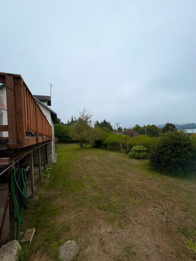 North Bend Apartment: 1524 Sheridan