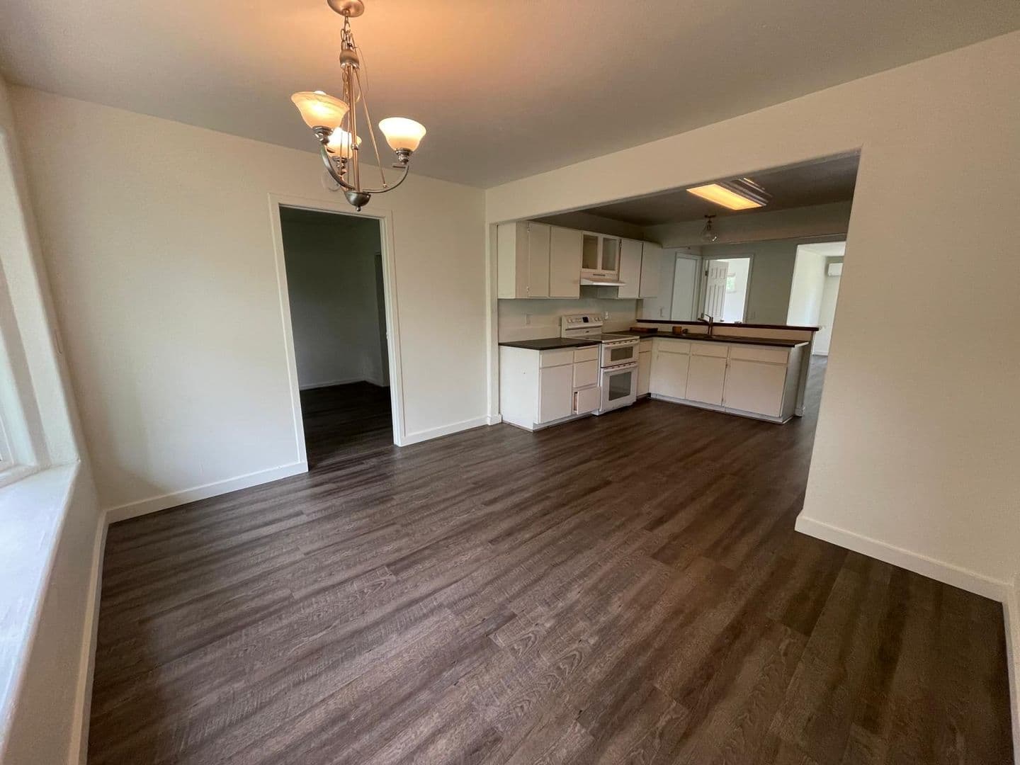Coos Bay Apartment: 669 S. Main