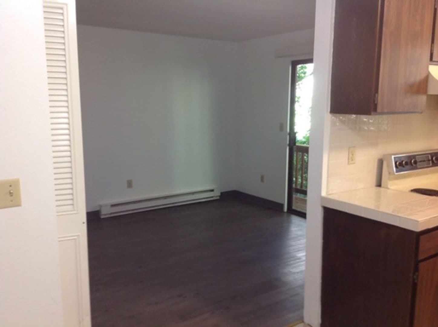 Reedsport Apartment: 3615 Frontage Road