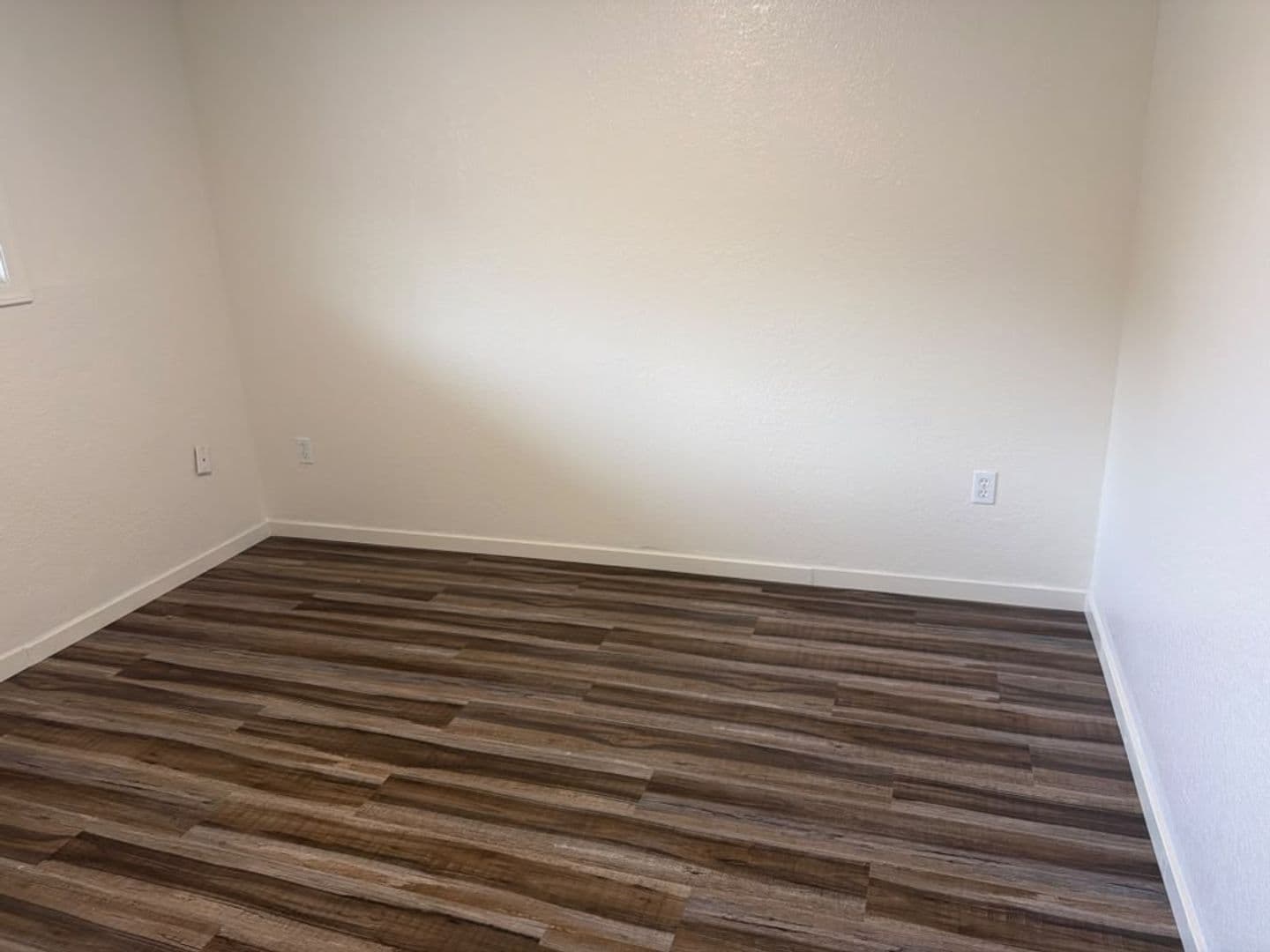 Reedsport Apartment: 1160 Ivy Street