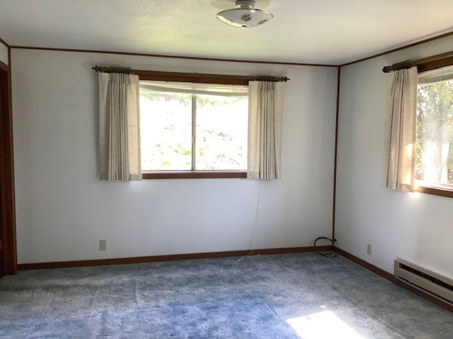 Myrtle Point Apartment: 90799 N. Fork Ln.