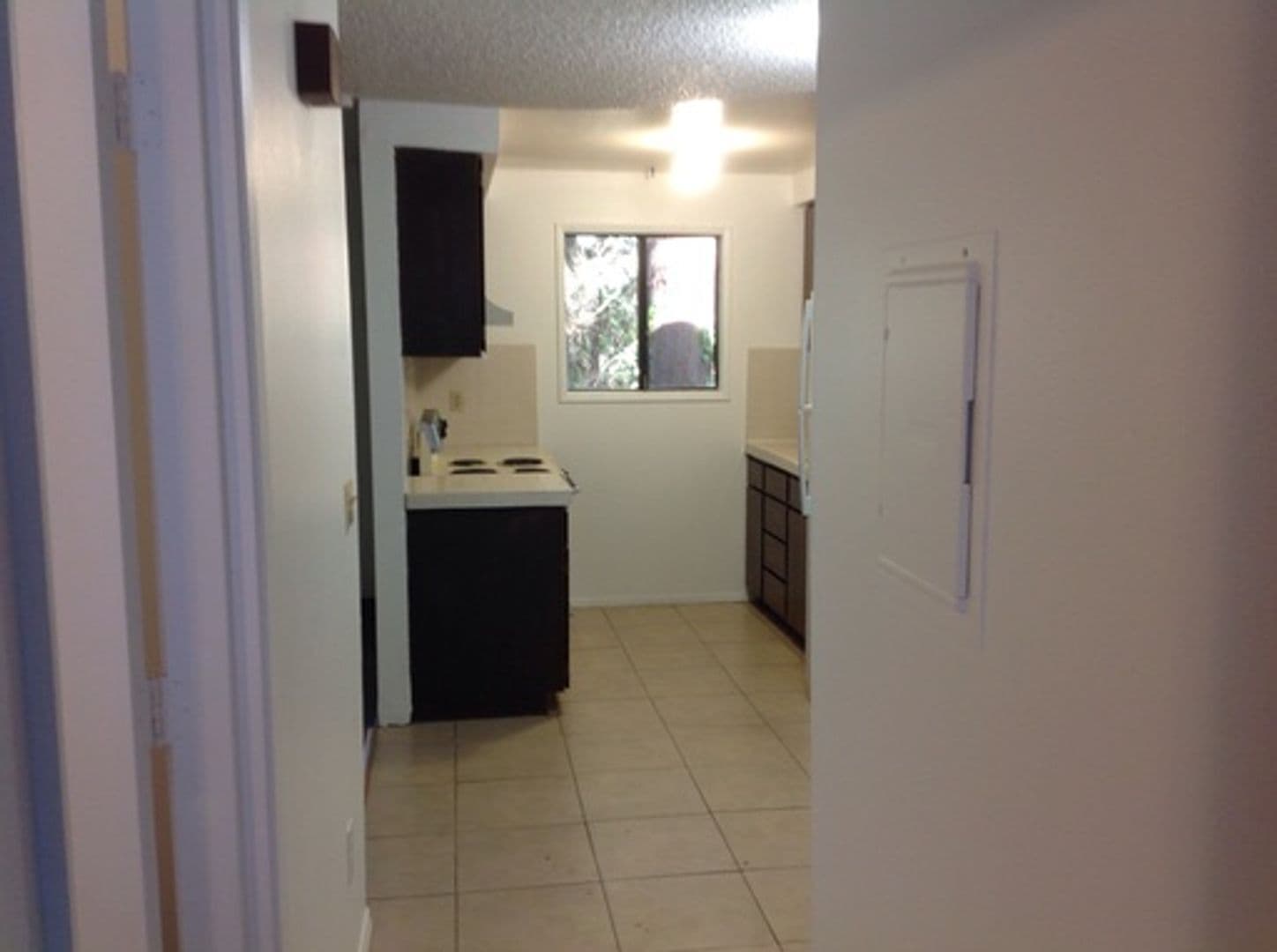 Reedsport Apartment: 3615 Frontage Road