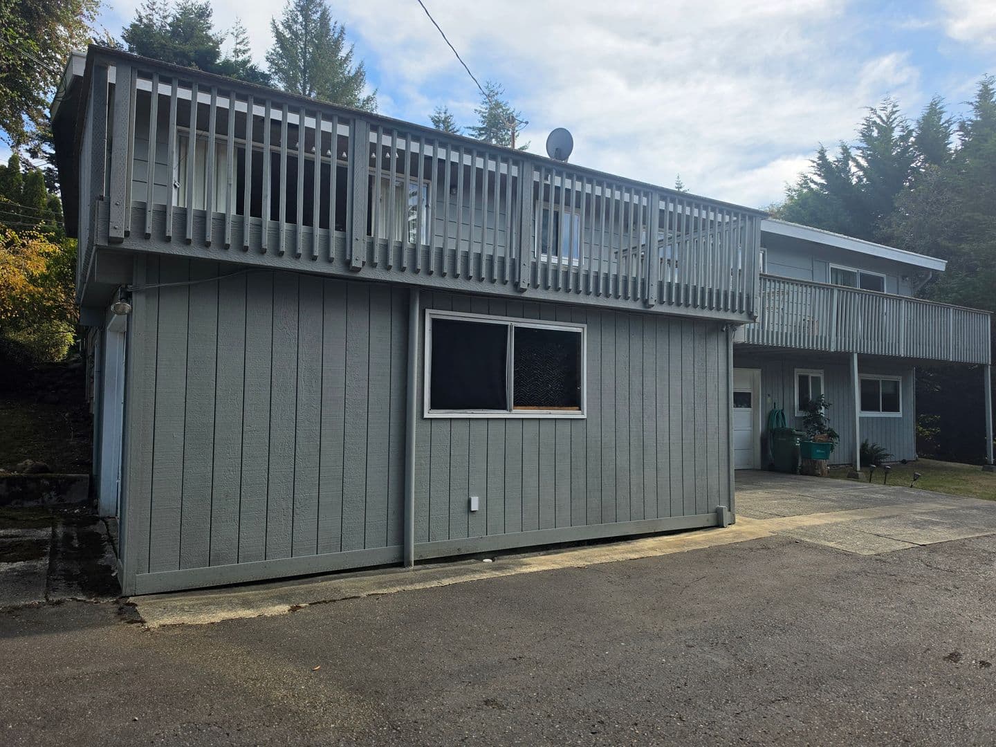 Coos Bay Apartment: 2645 N. 16th Ct.
