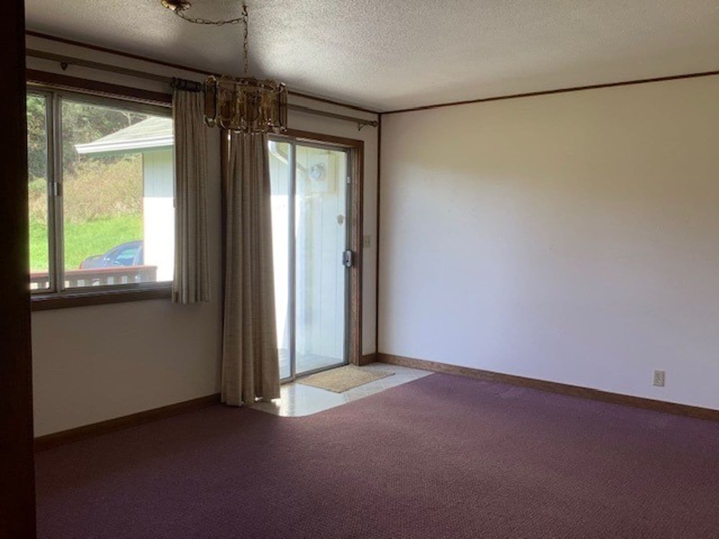Myrtle Point Apartment: 90799 N. Fork Ln.